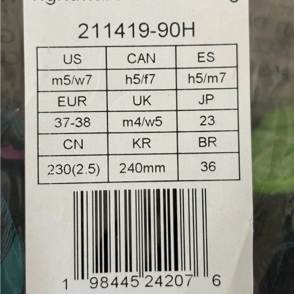 Tim Burton's The Nightmare Before Christmas Jack & Sally Classic Clog Women’s 7 - Picture 4 of 4